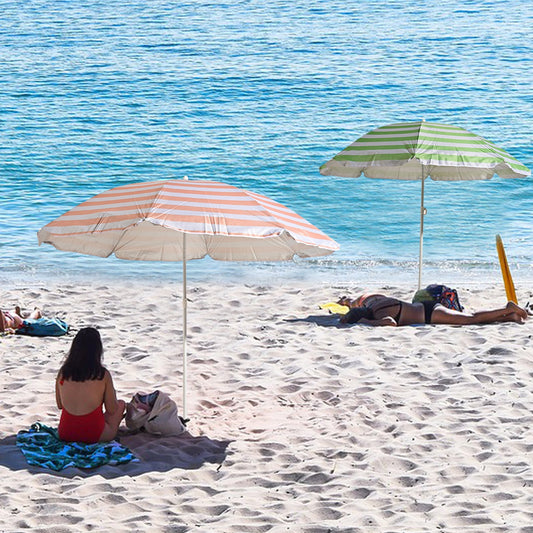 Relájate al Sol: Descubre Nuestra Colección de Sillas de Playa Reclinables
